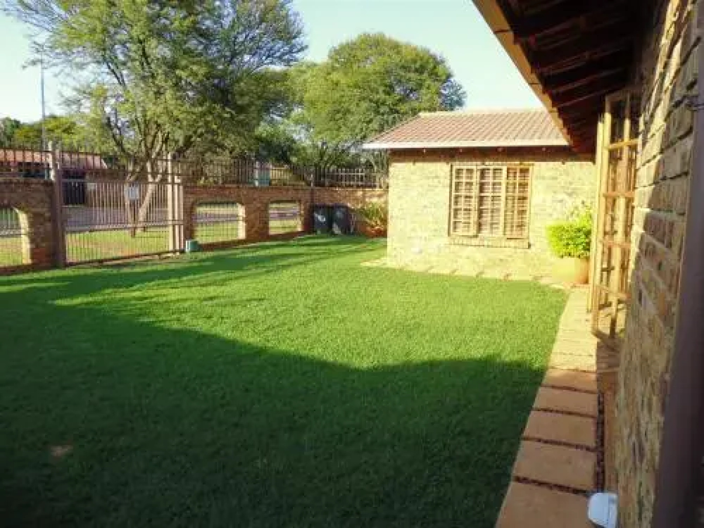 Dobbs Lodge