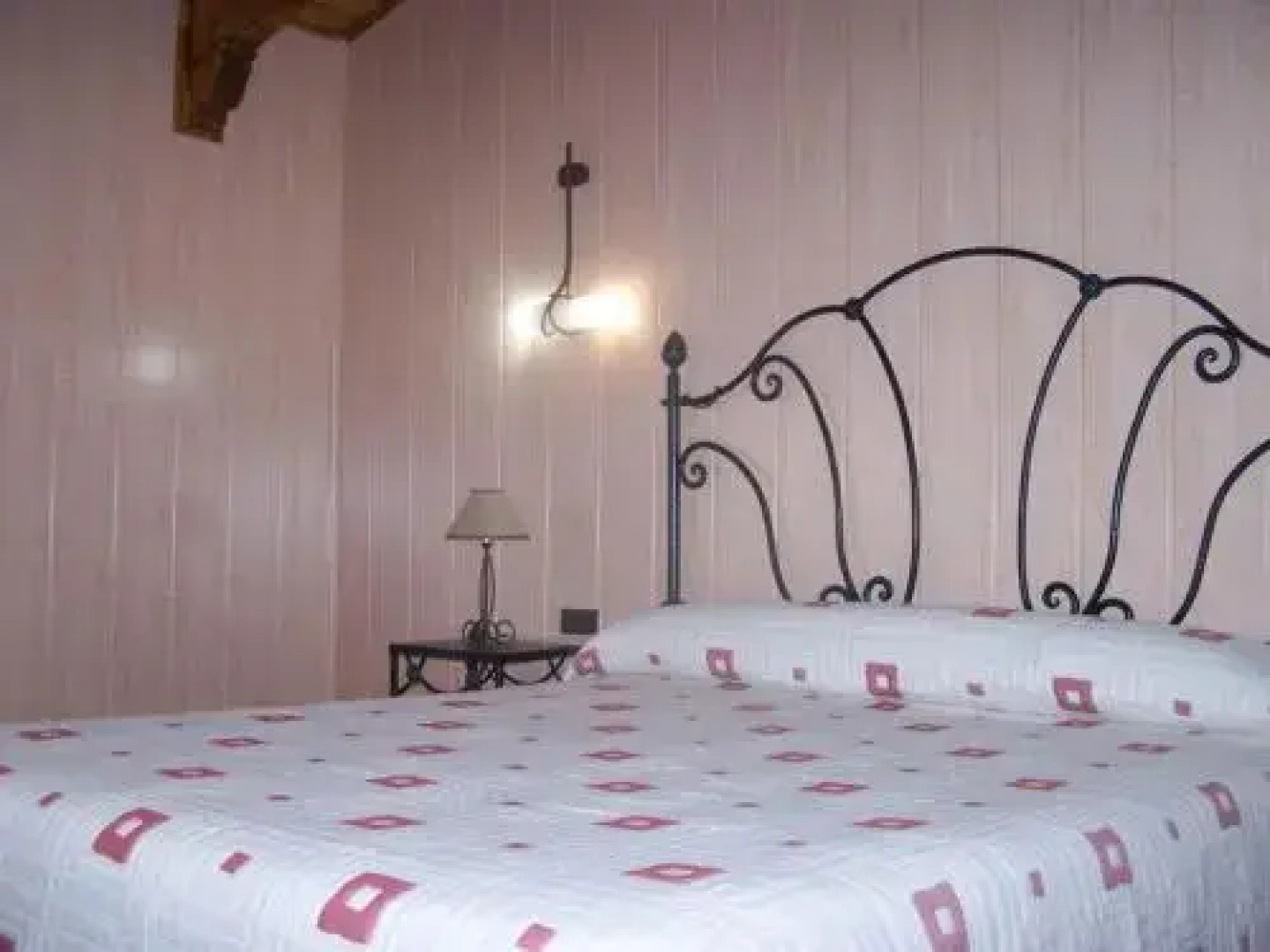 Alojamientos Turisticos La Utrera