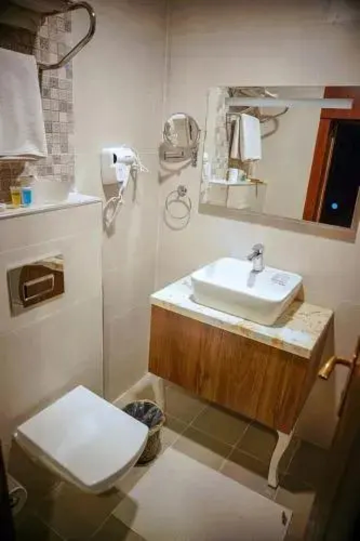 Al Jawahiri Hotel