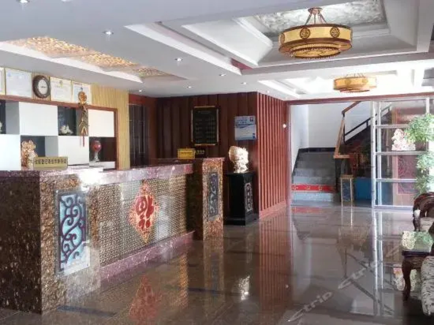 Huaian Hongzedongfang Yulecheng Inn