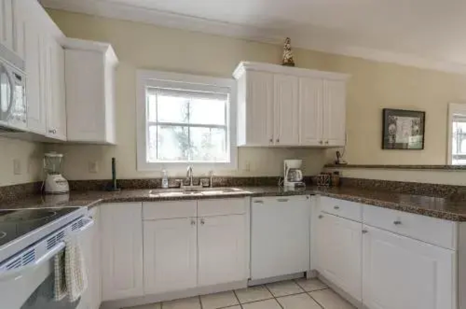 Beach Bungalow 41C - 2 Br Condo