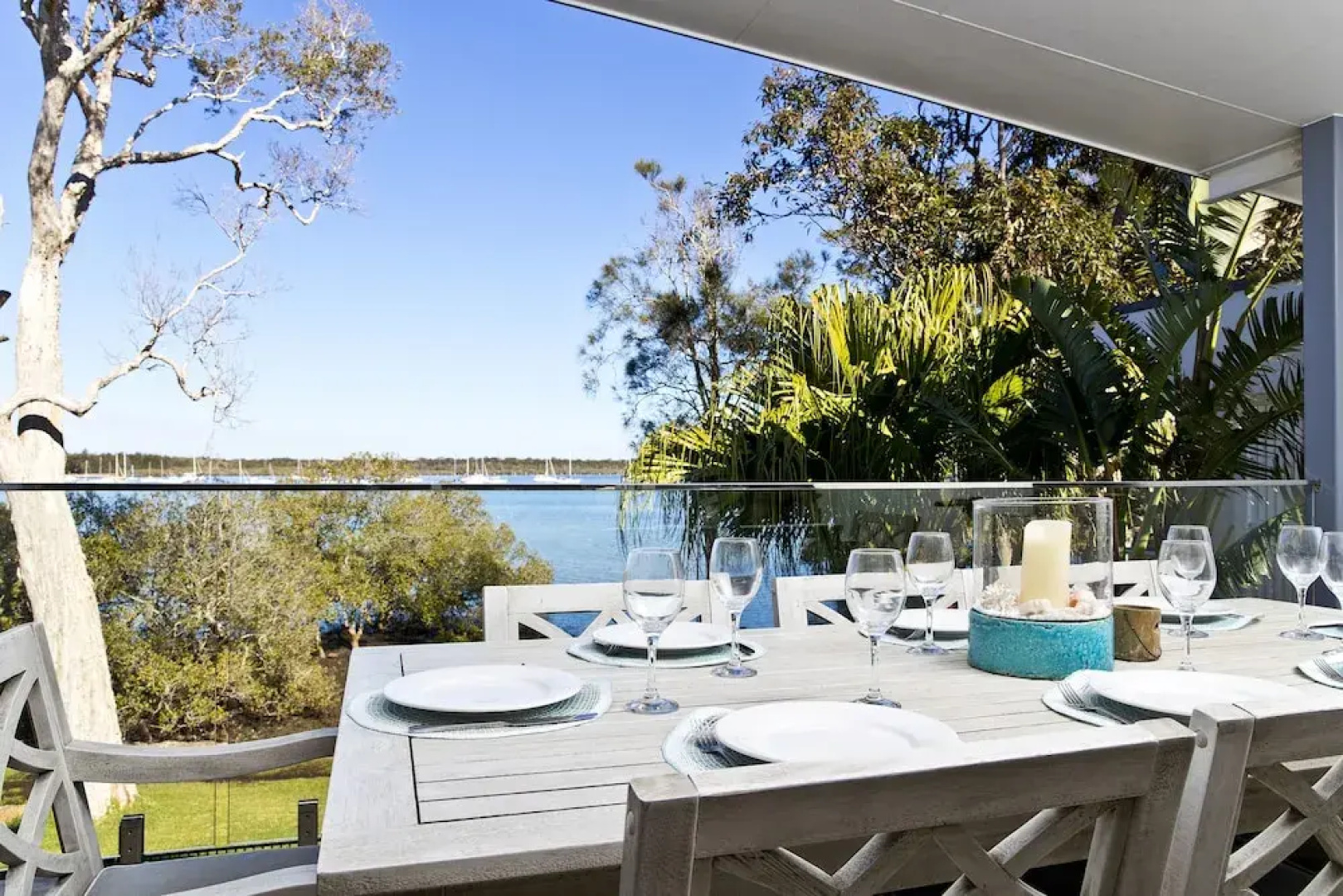 Hampton's Coastline Retreat