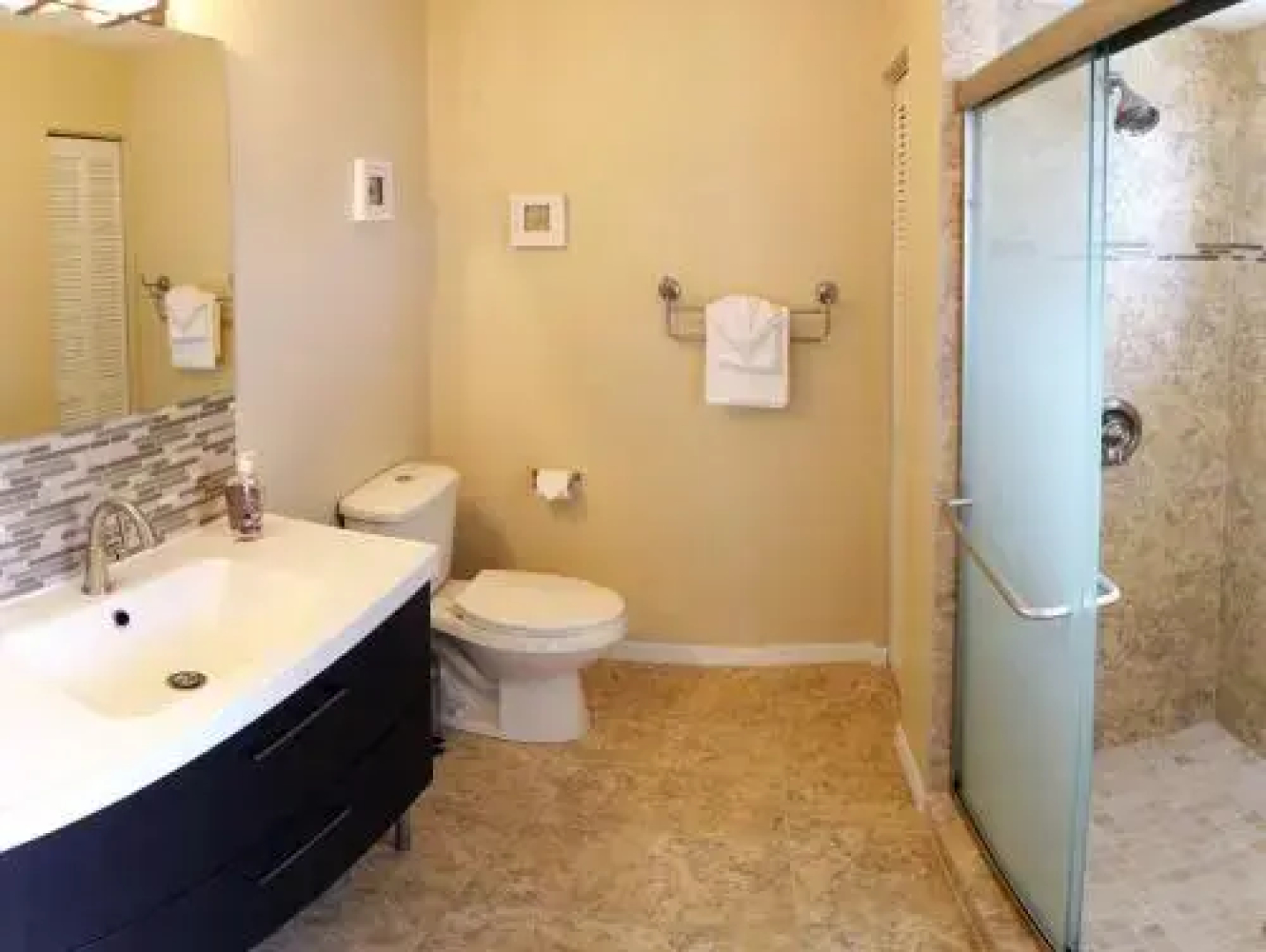 Pool home - 4212 1st Ave W