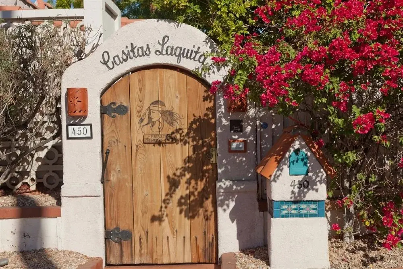 Casitas Laquita A Women's Resort (отель для женщин)