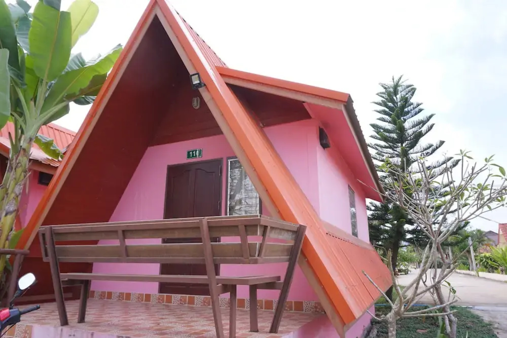 Bua Luang Nakara Resort