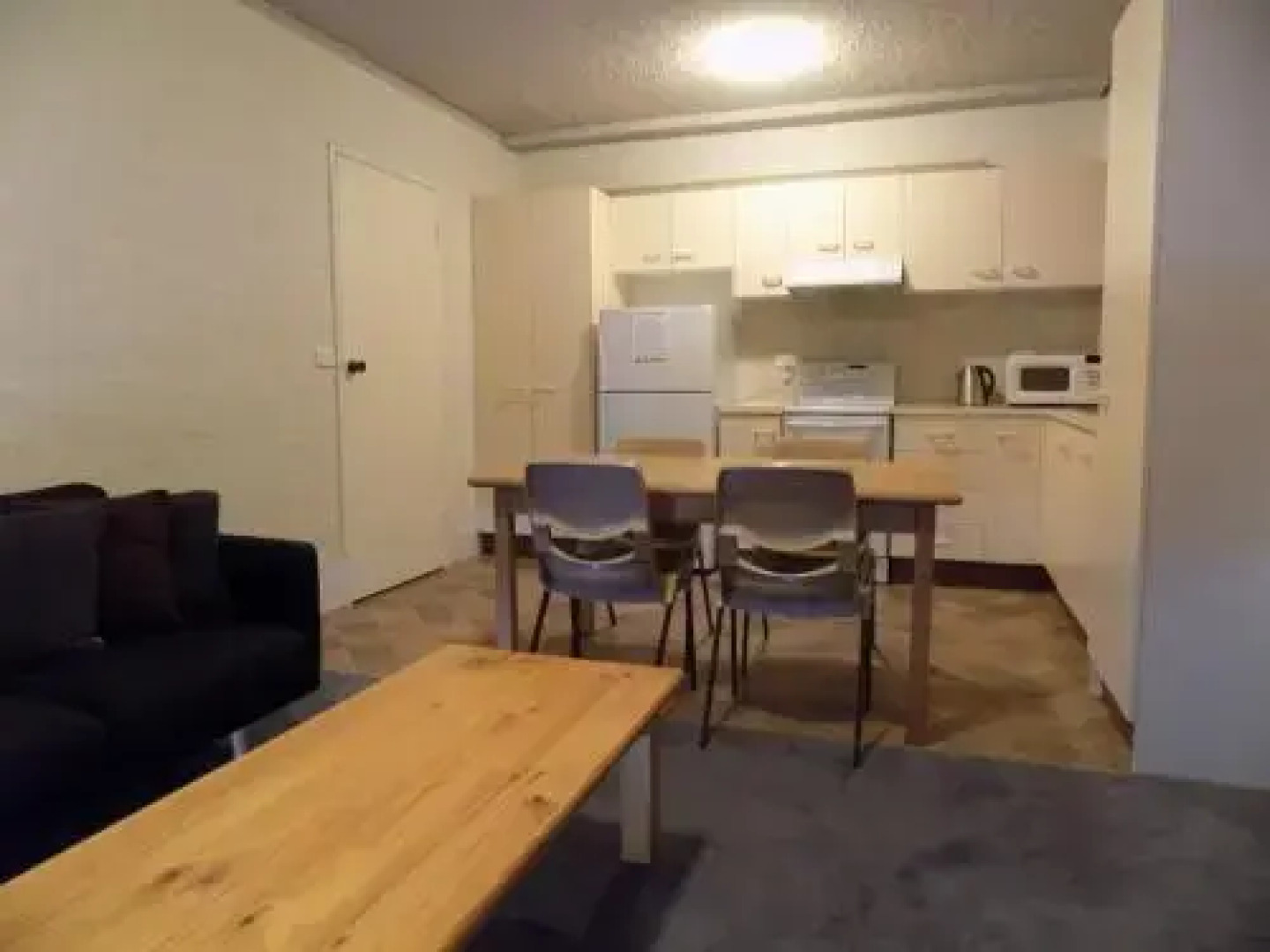 Kirwan Apartments 27