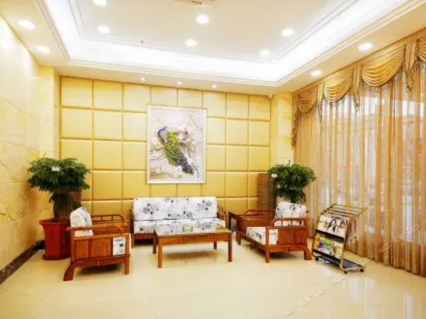 Li an hotel ( China Railways Highspeed chaozhou shantou station Branch)
