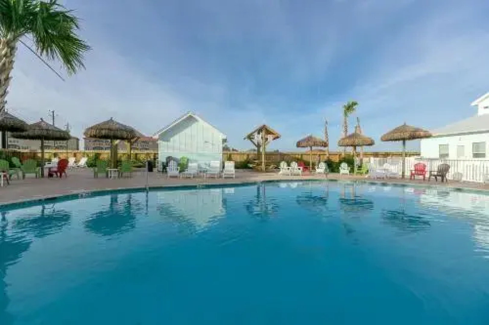 Nemo Cay Resort D146 Poolside by RedAwning