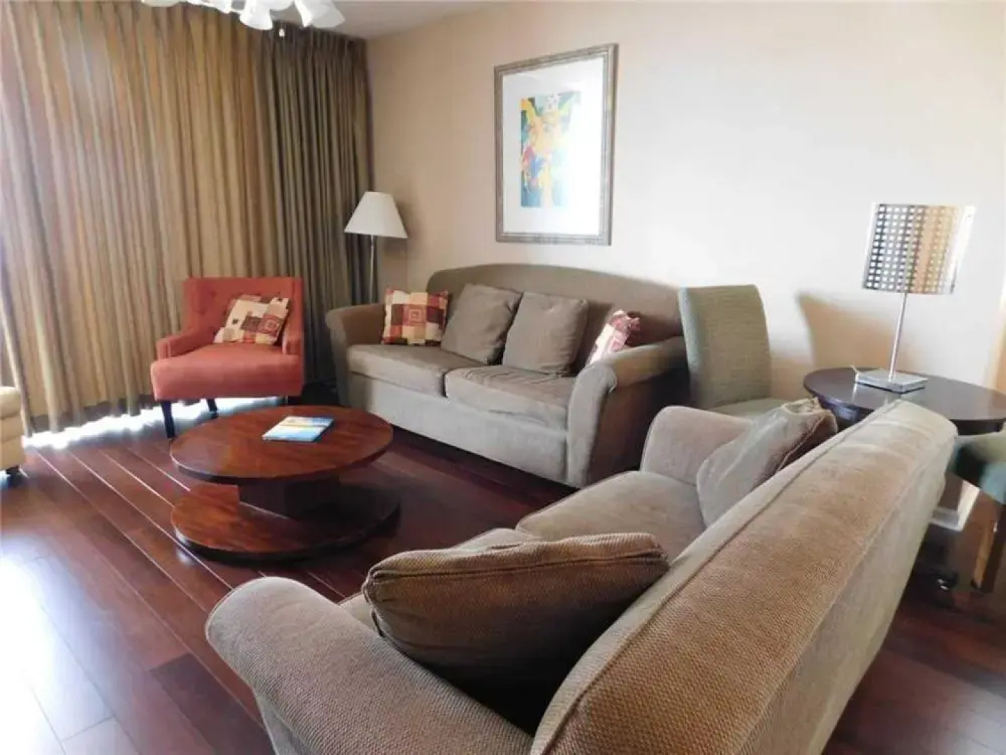 Yacht Club Villas Unit 703 - 3 Br Condo