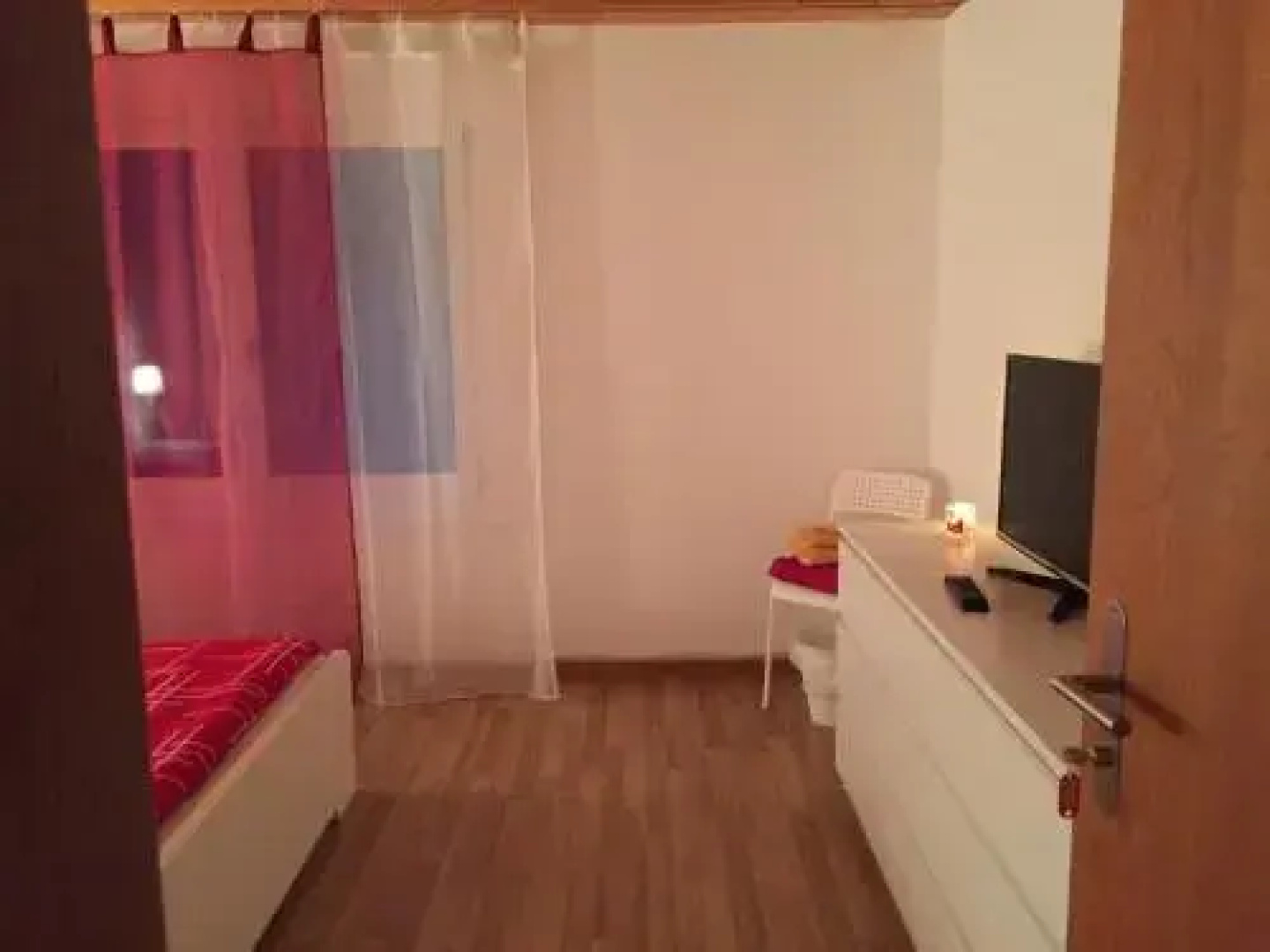 B&B Paradiesli