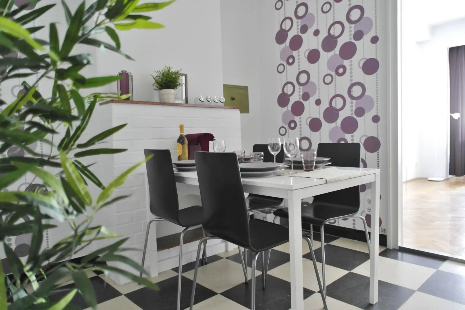 Hi5 Apartments - Central