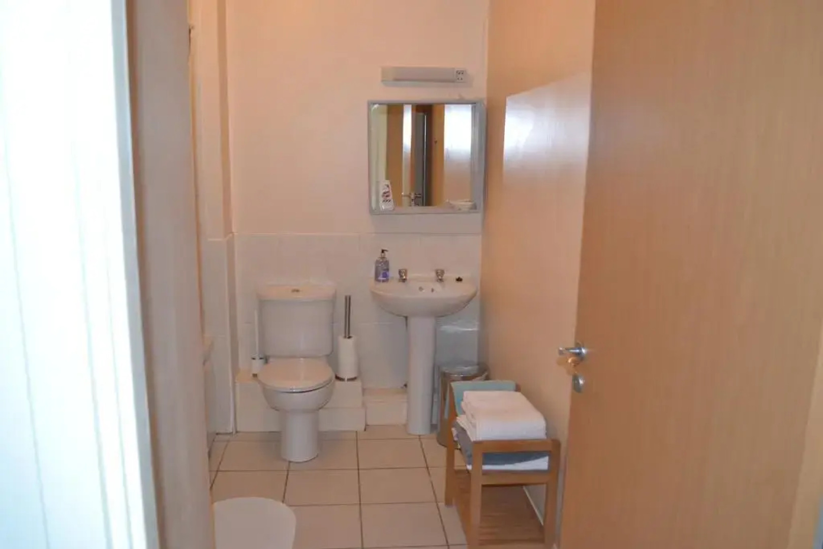 Bradogue Court Apartment