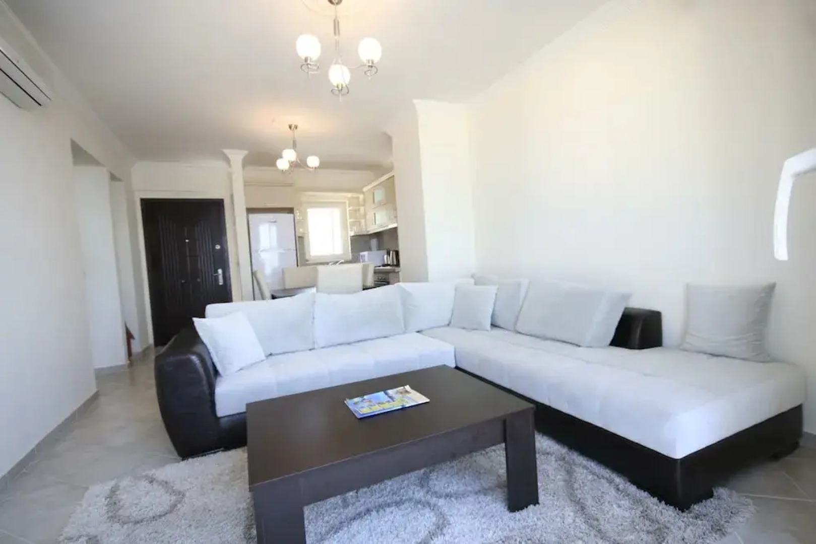 Important Group Royal Heights Residence