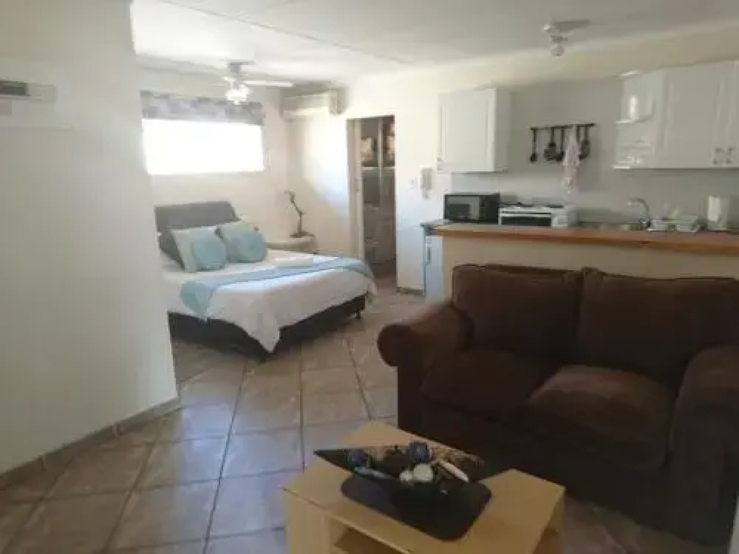 Razel Lodge