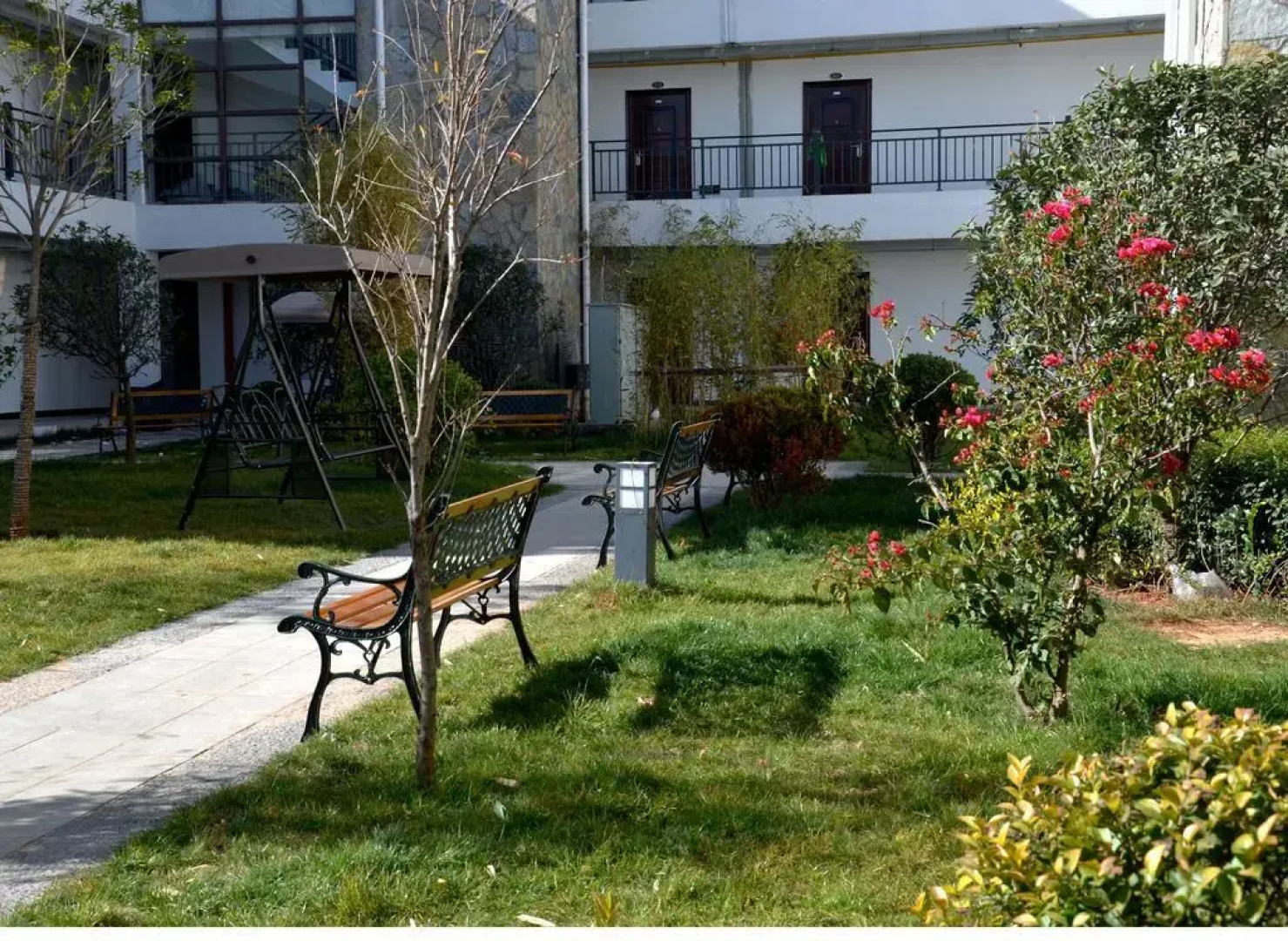 Estay Resort Happiness Garden Lijiang