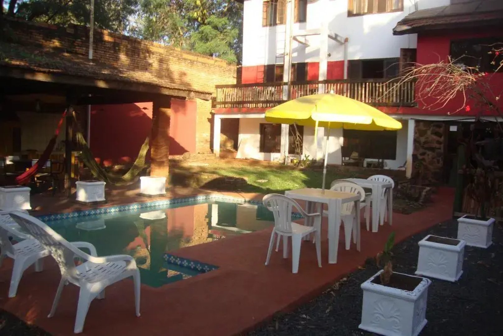 El Guembe Suites