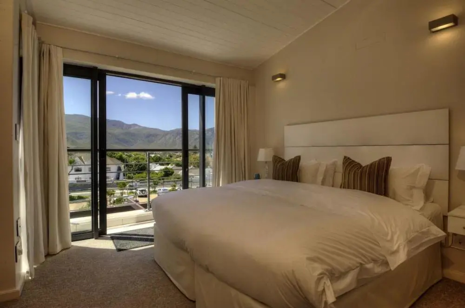 Whale Coast Guesthouse