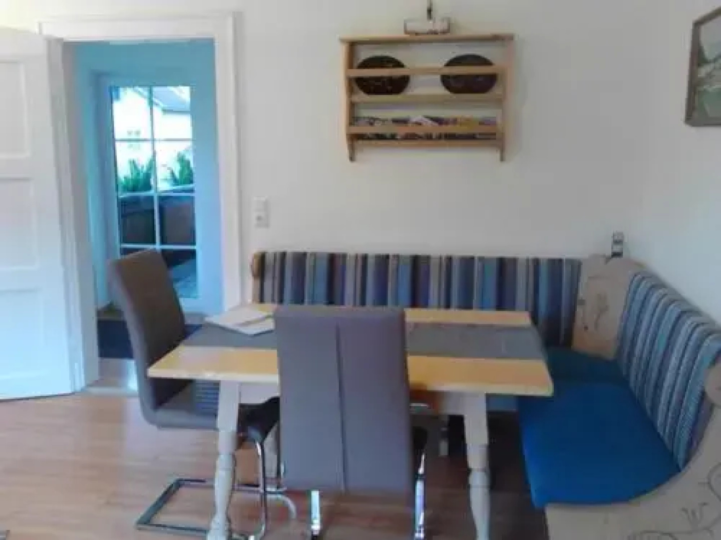 Lizzi Mountain Apartments