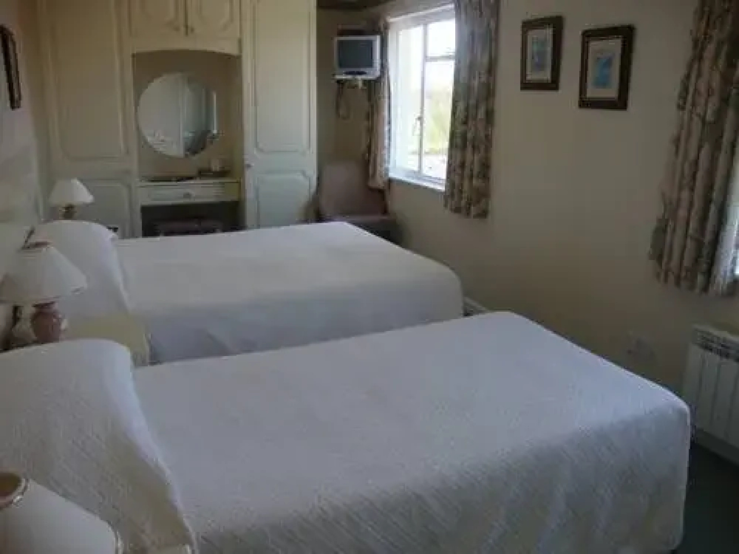 Shakespeare Coastal Hotel