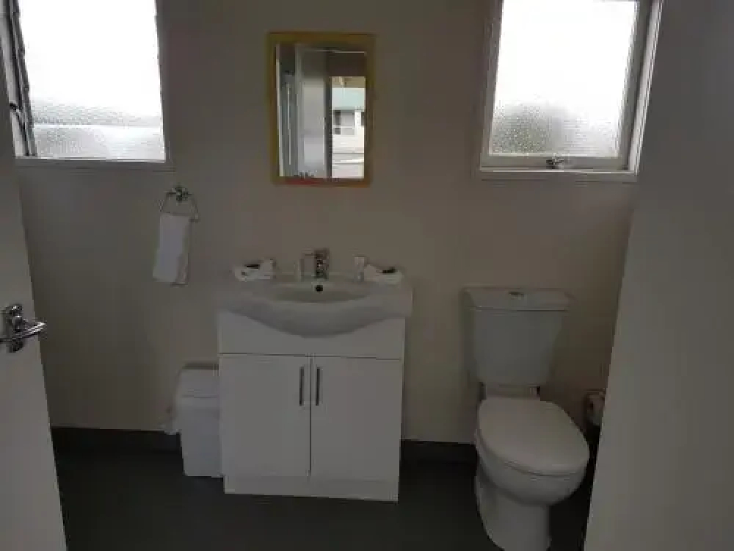 Featherston Motels And Camping