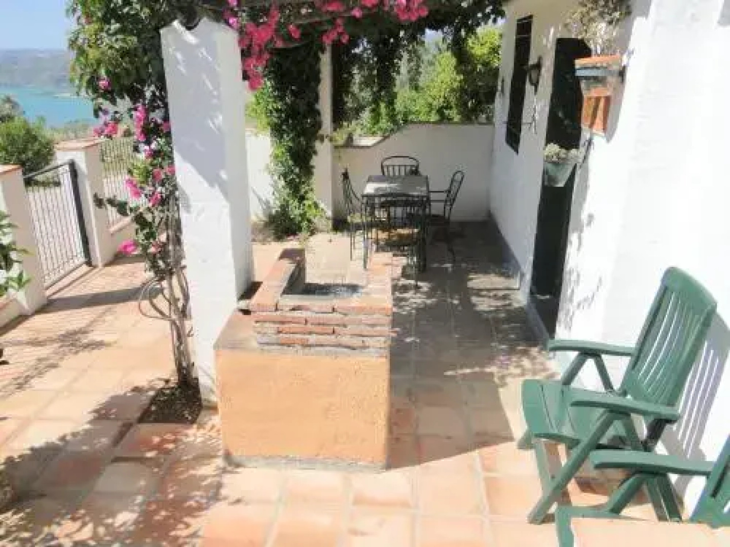 Cantueso Rural Cottages And Restaurant