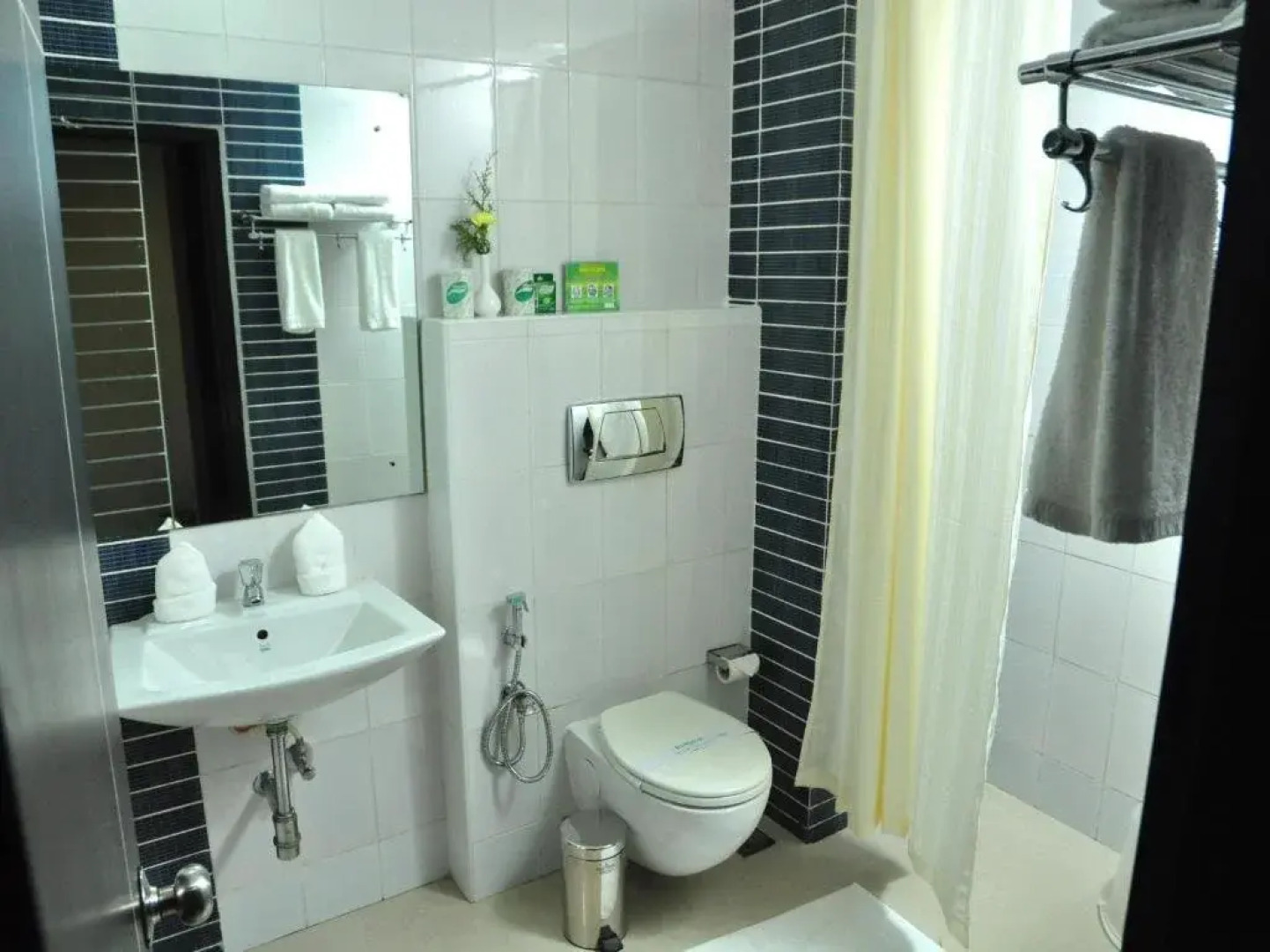 OYO Premium Calicut Airport Extension