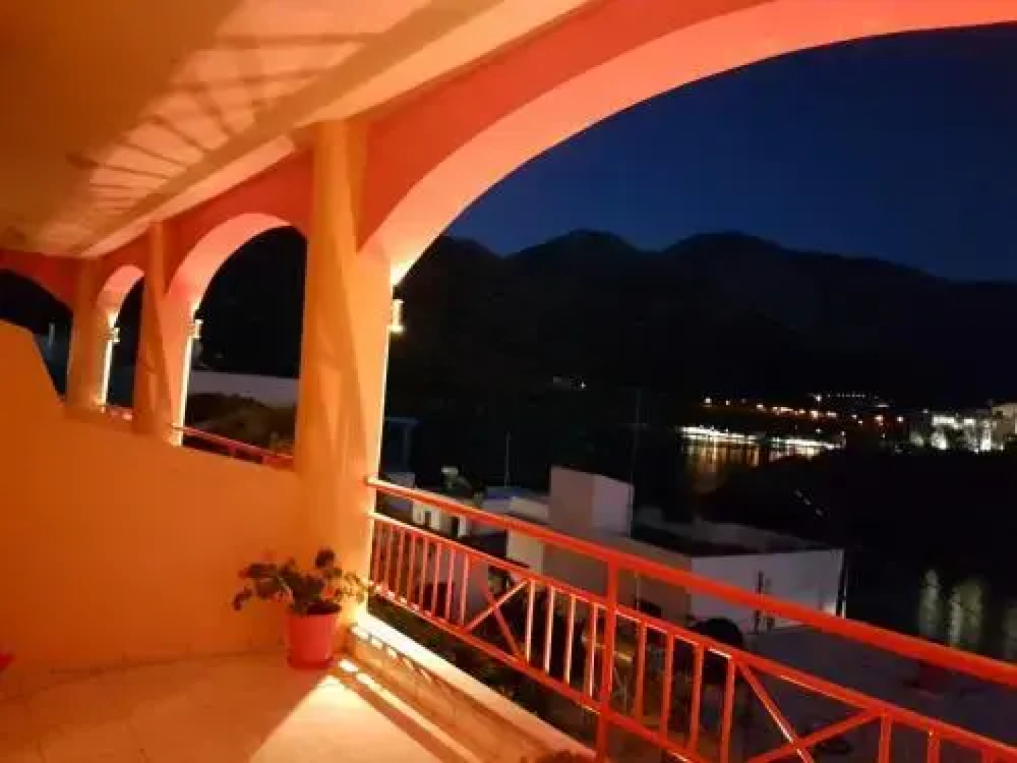 Bella Vista