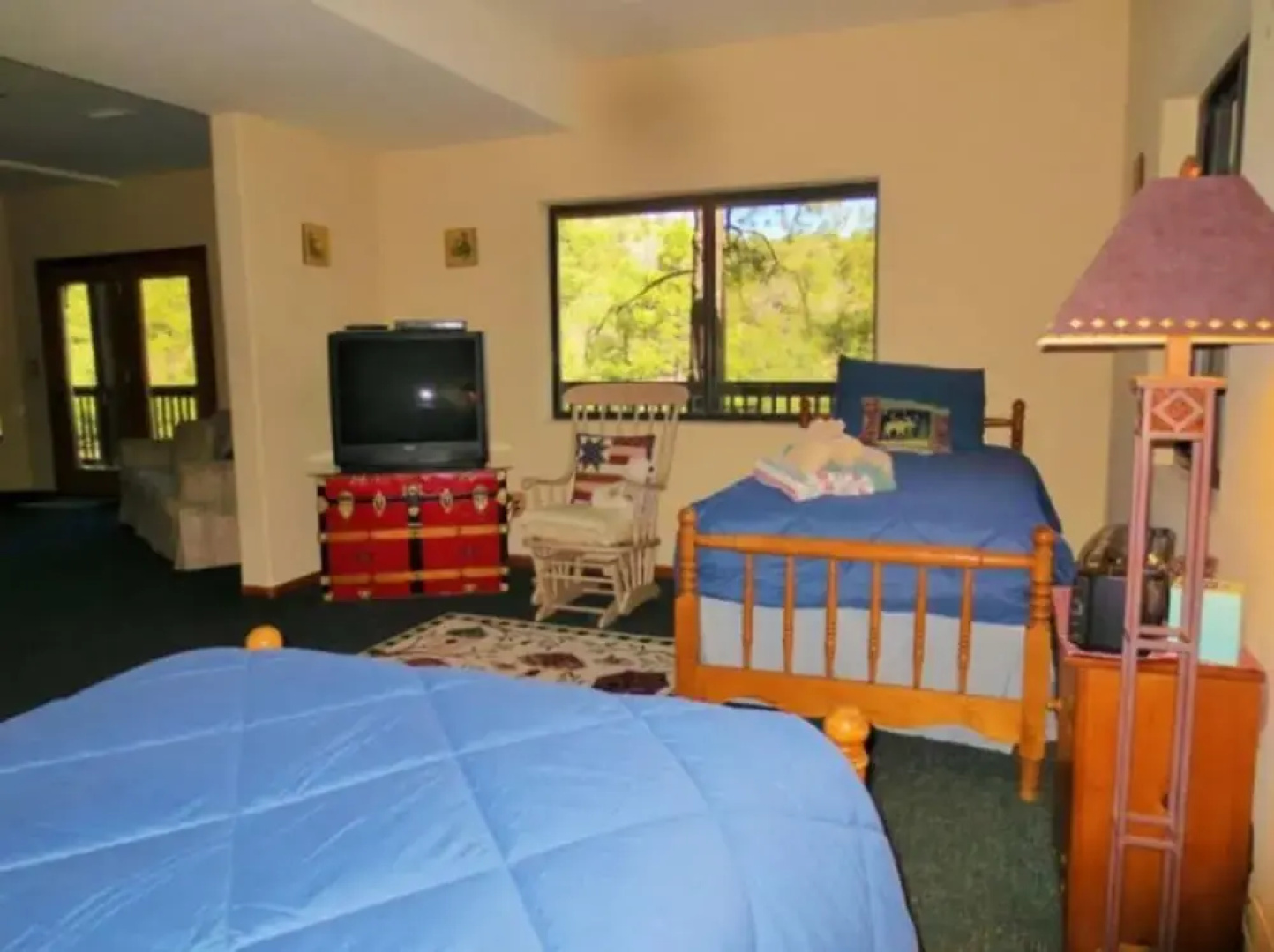 Forest Glen Lodge