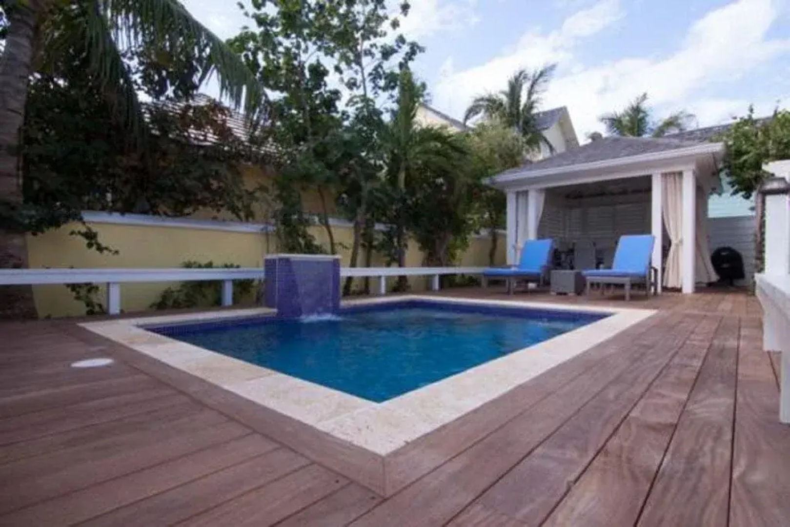 The Hideaway In Harbour Island!