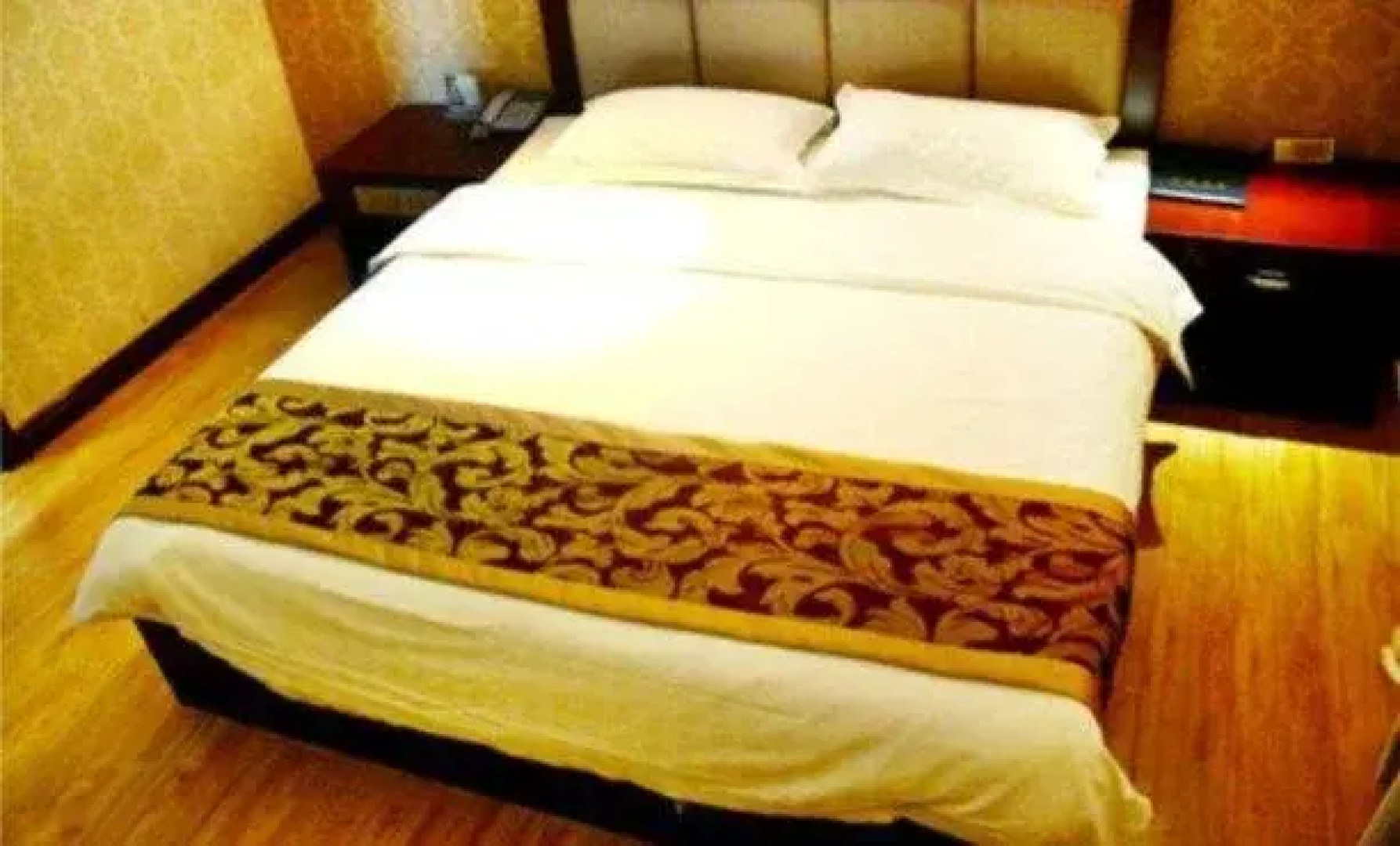 Wuhai Tongda Business Inn
