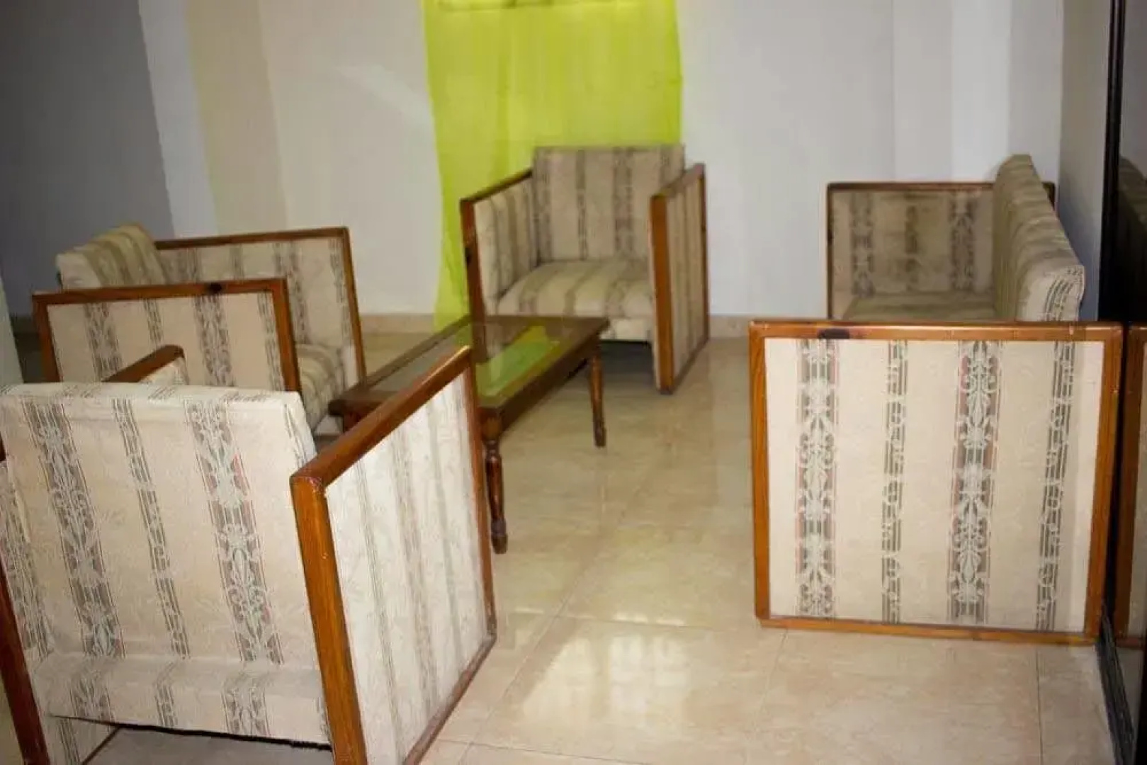 Duen Hotel