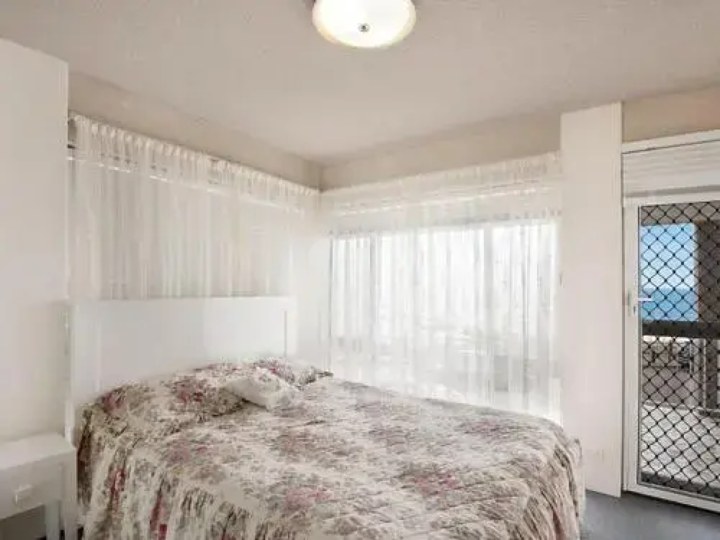 Dolphin Court Unit 6