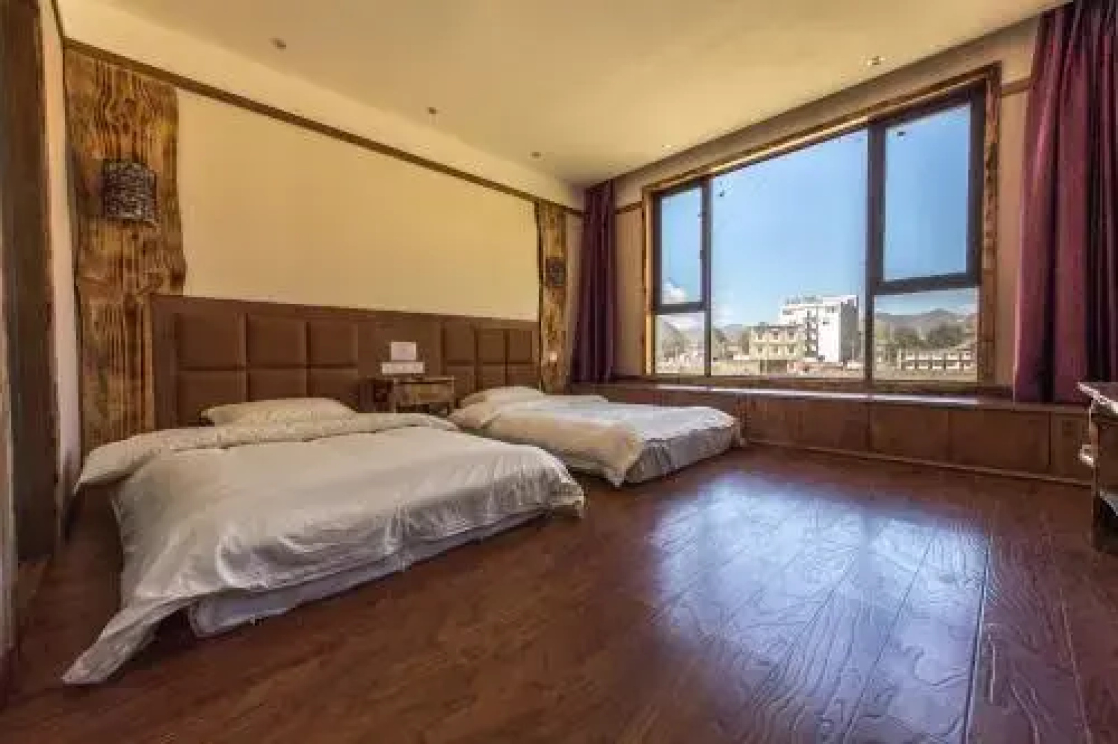 Xinduqiao Yak International Youth Hostel