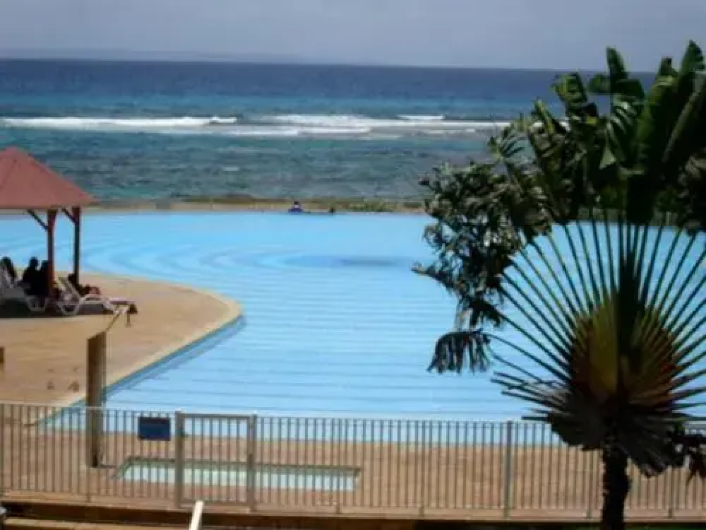 STUDIO LES PIEDANLO Plage Piscine
