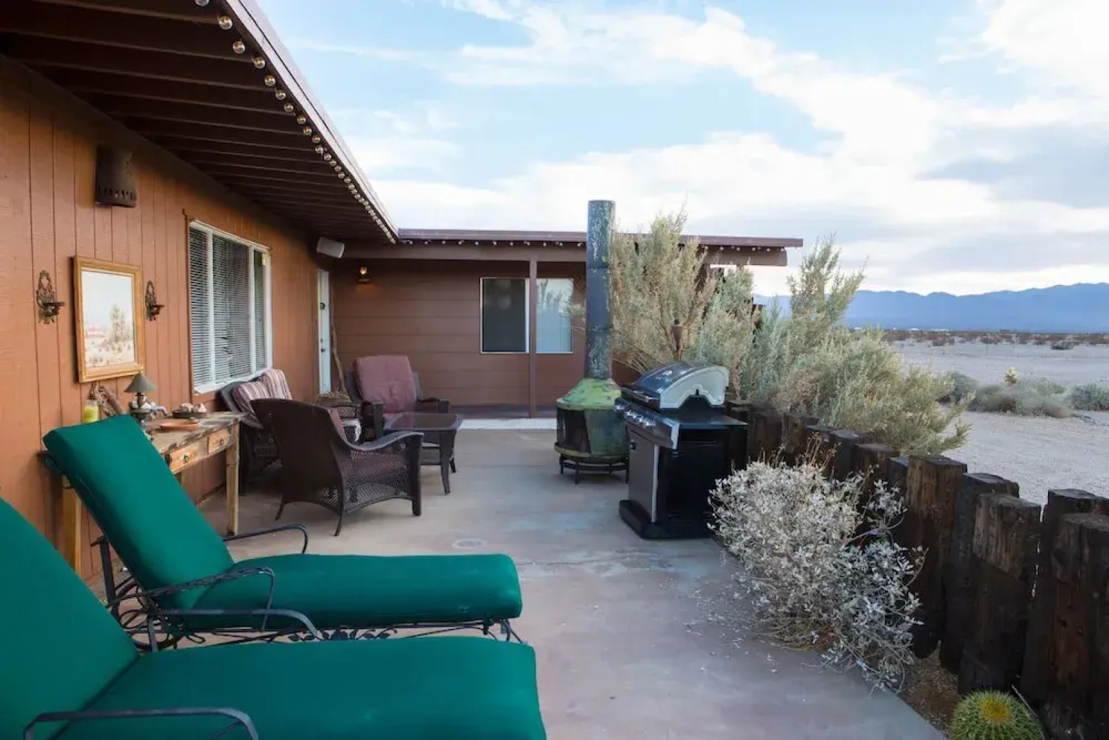 Wikiup by Joshua Desert Retreats