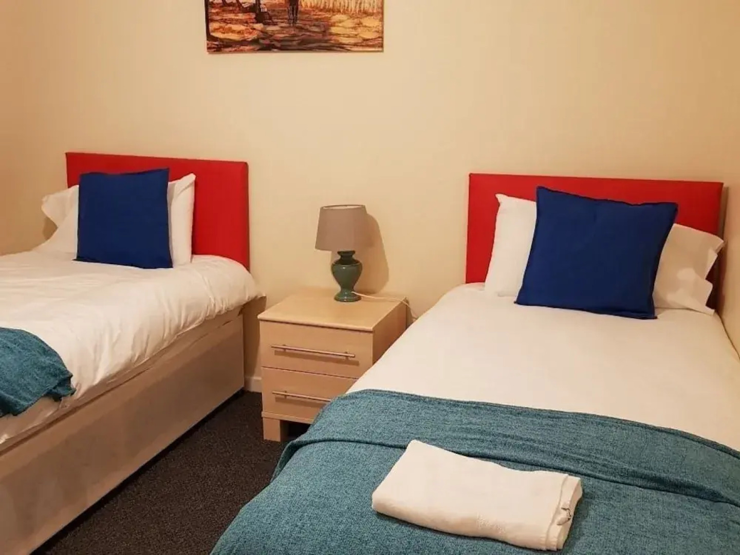 Huku Kwetu - Ravenhill House