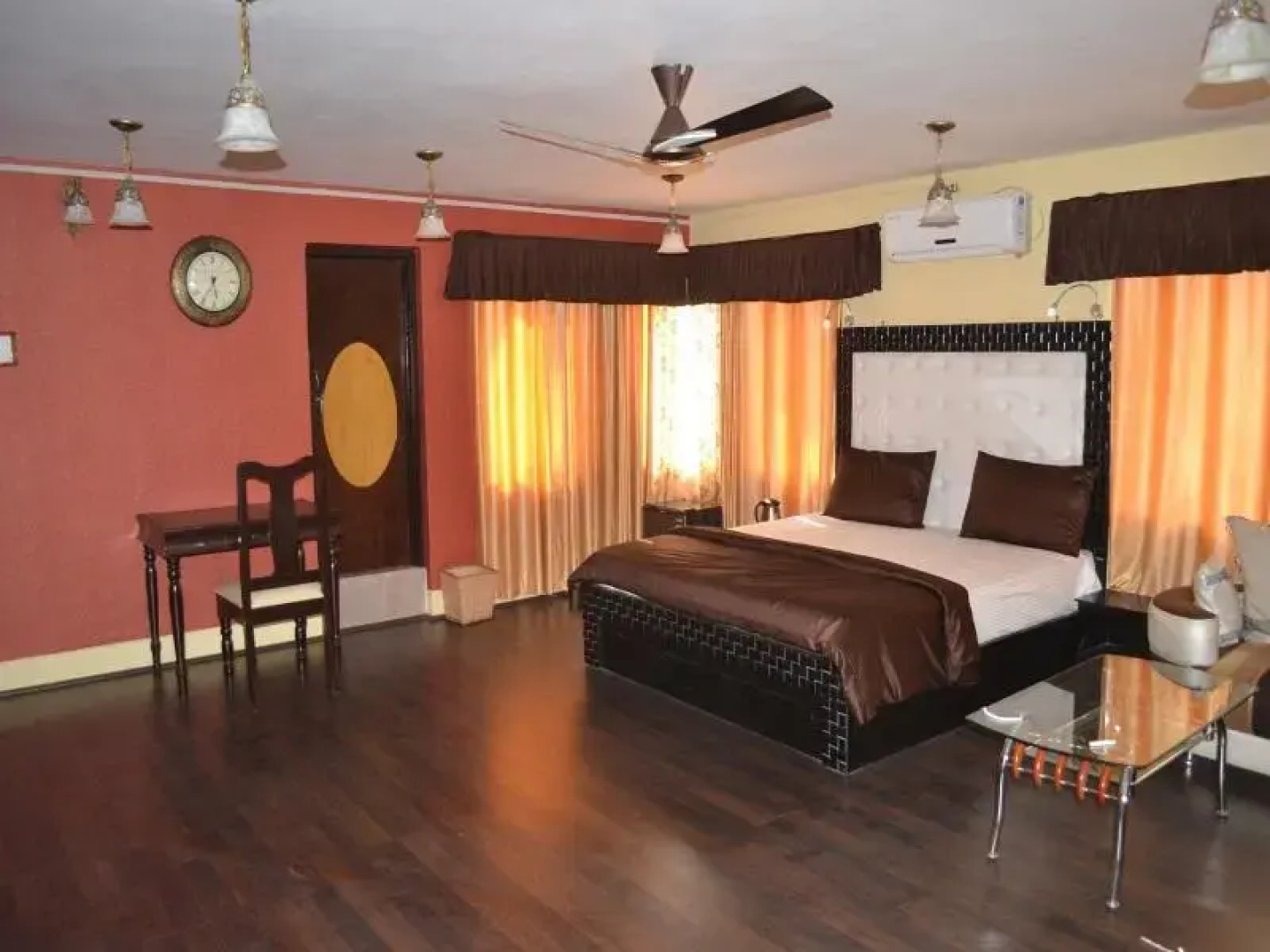 Urban Inn