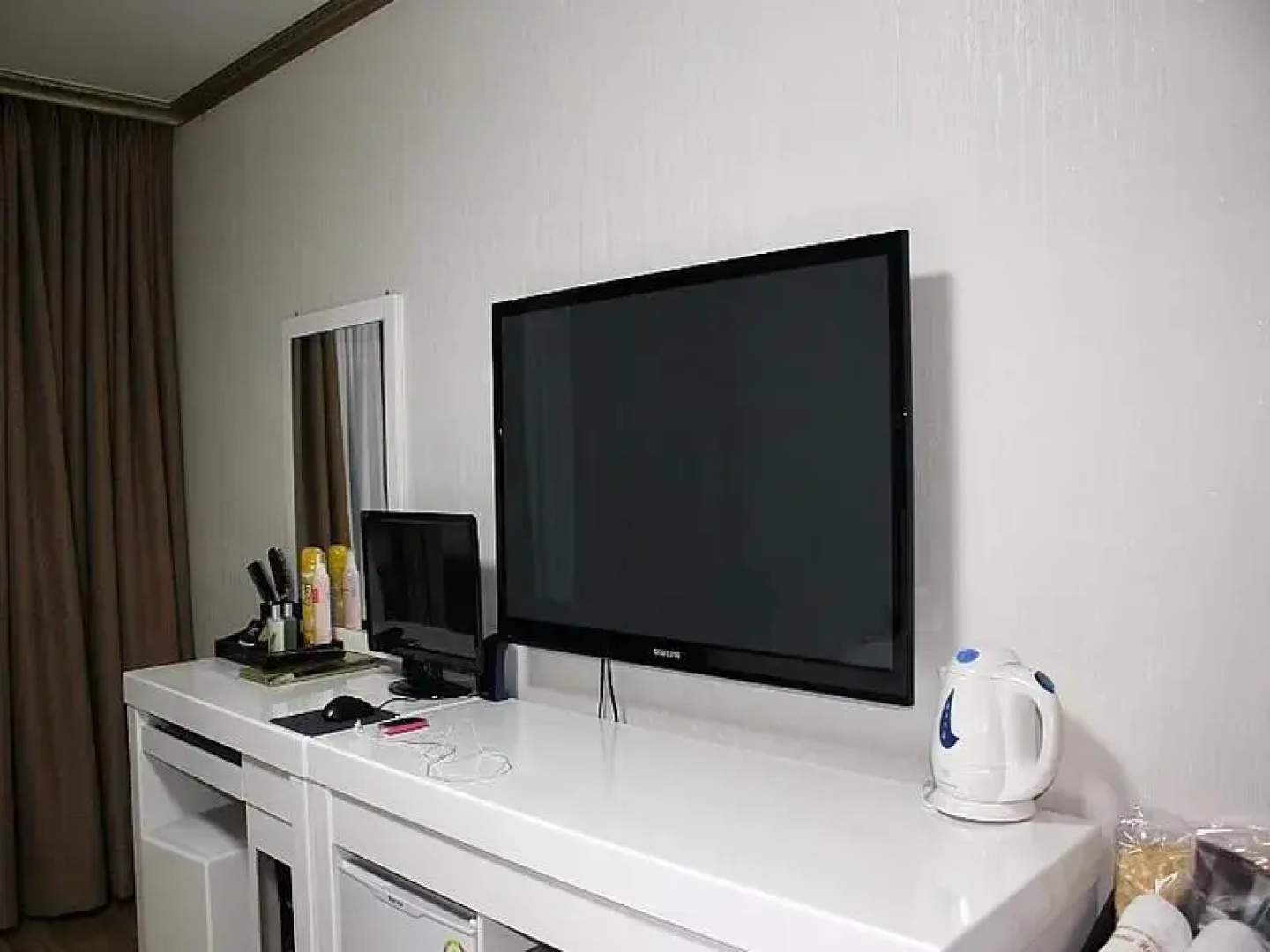 California Hotel
