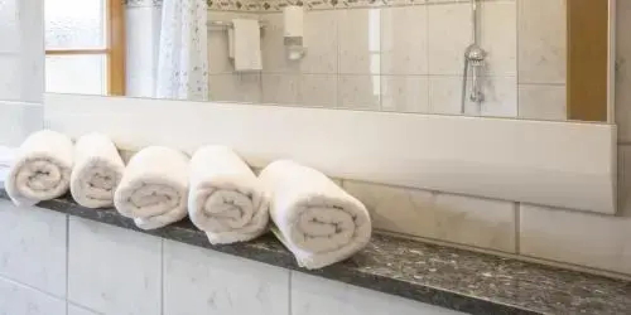 Golden GaPa Penthouse 1