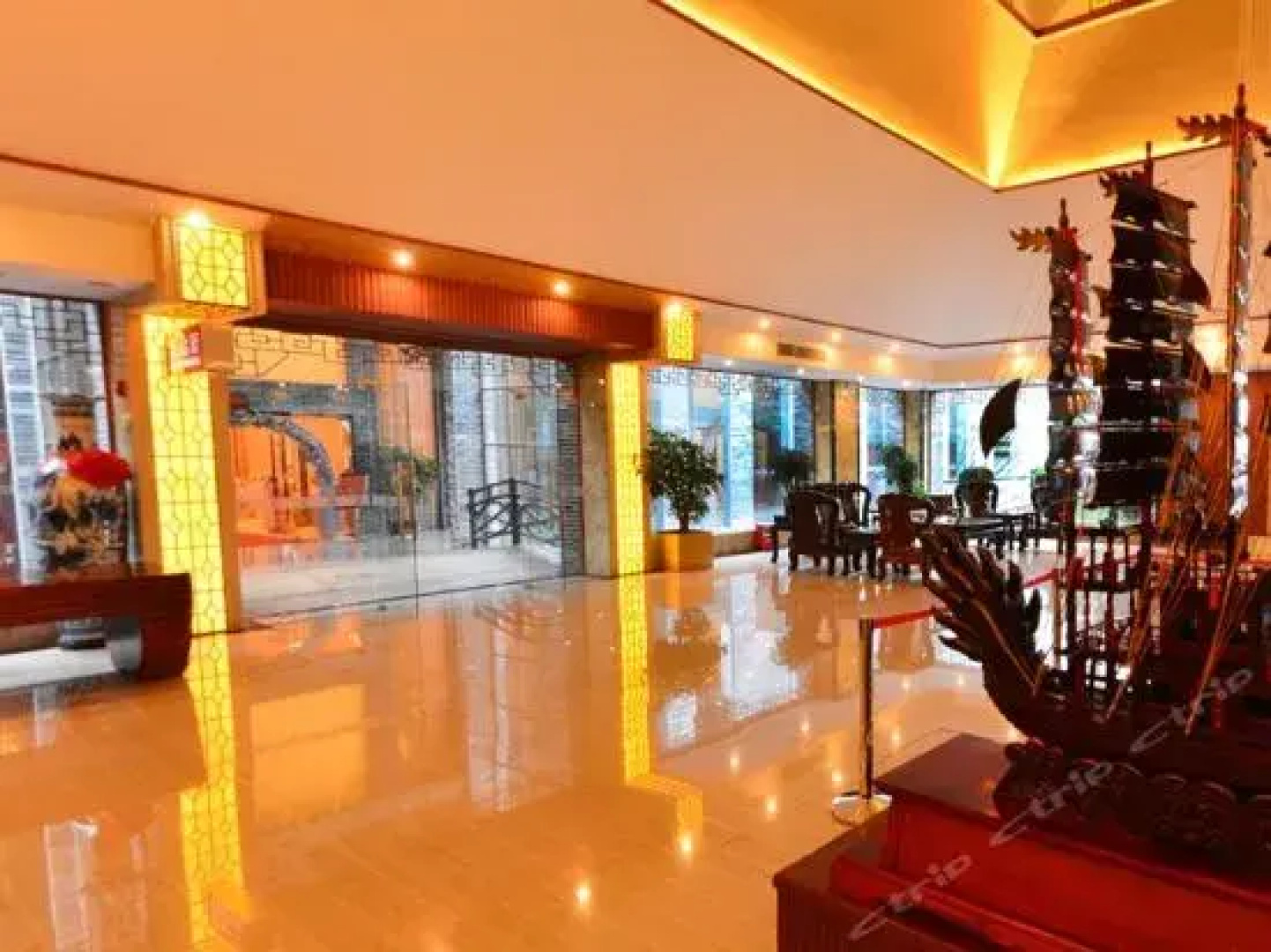 Tai Shan Hotel