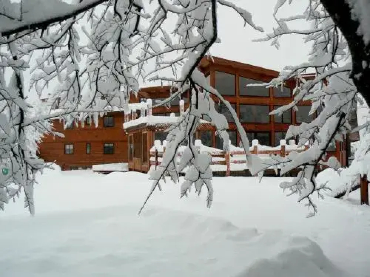 MI Lodge Las Trancas Hotel & Spa