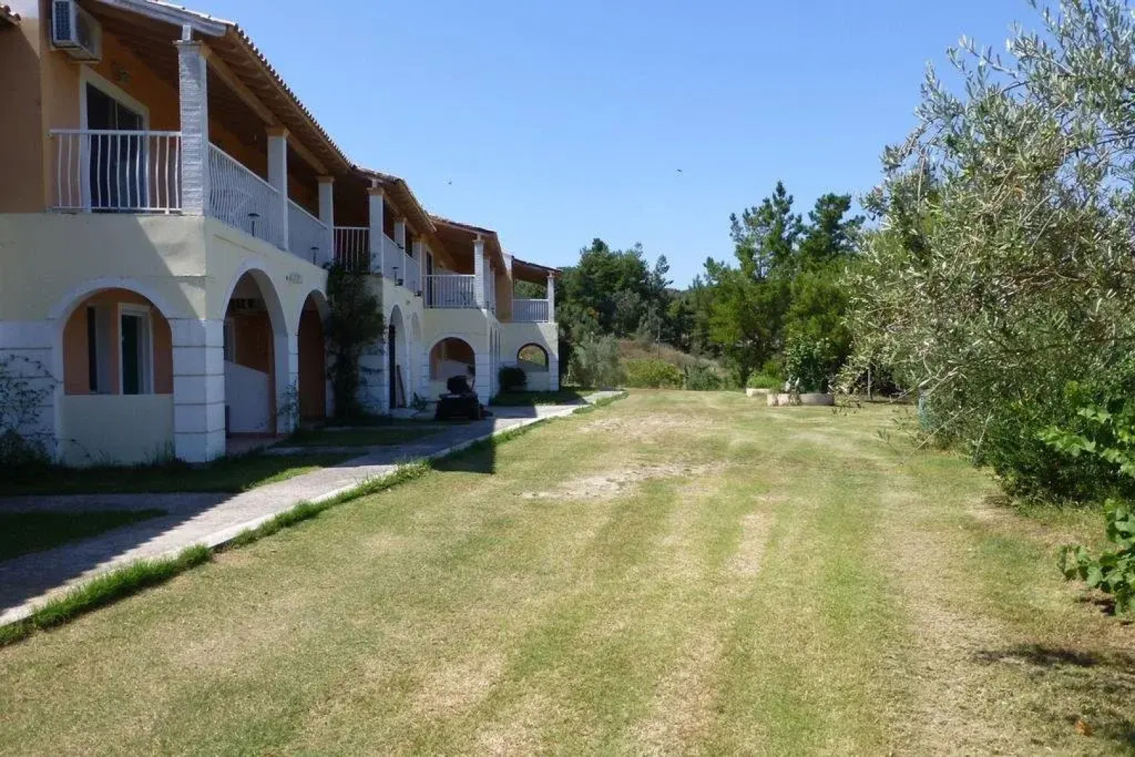 Gardenos Hotel