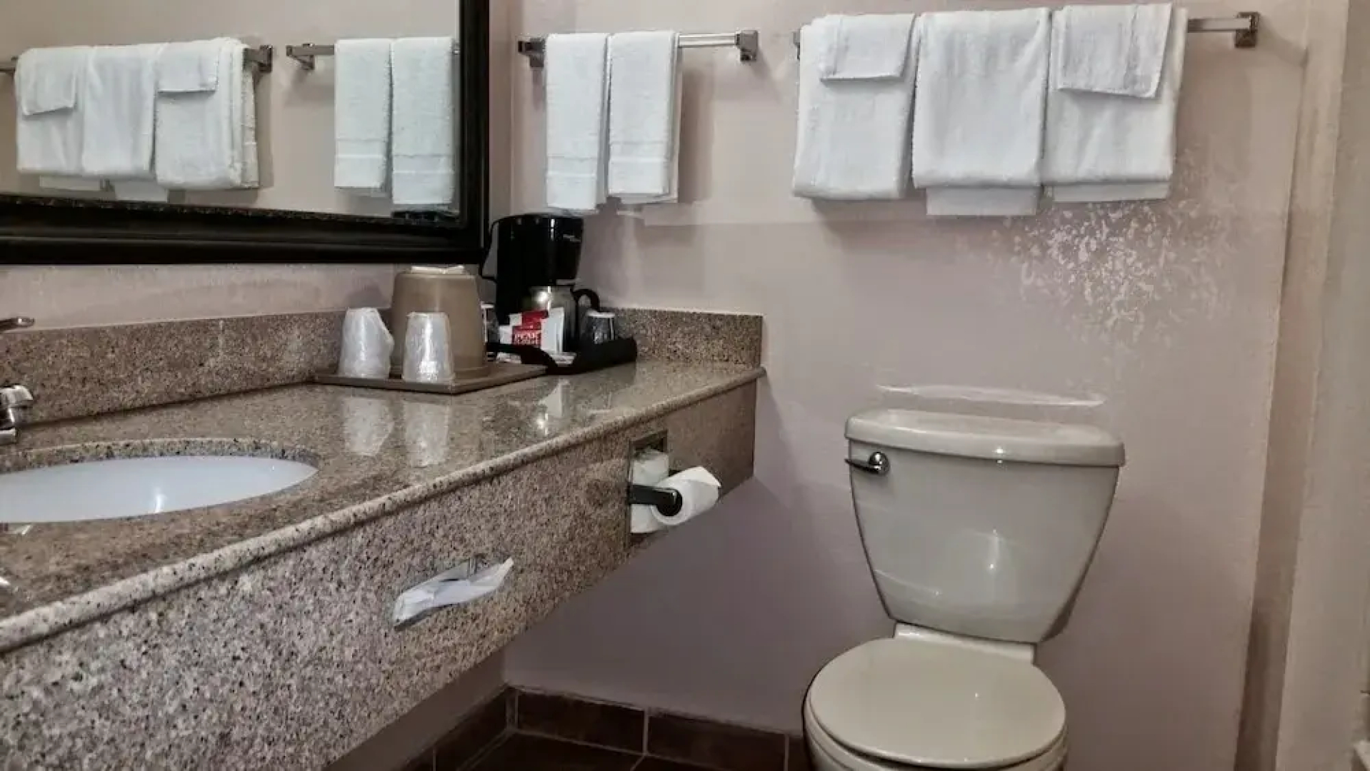 Travelers Inn