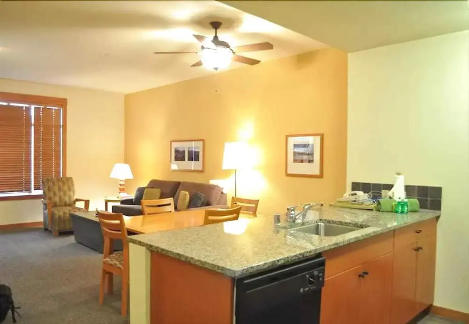 Village 2416 White Mountain Lodge