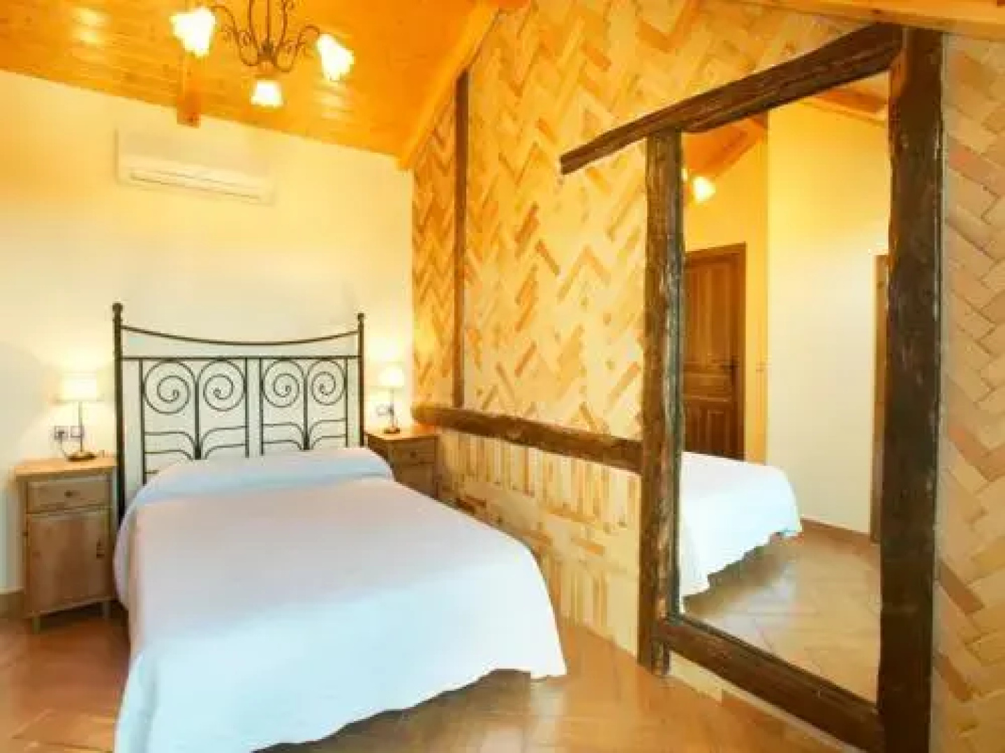 Apartamentos Rurales La Platea