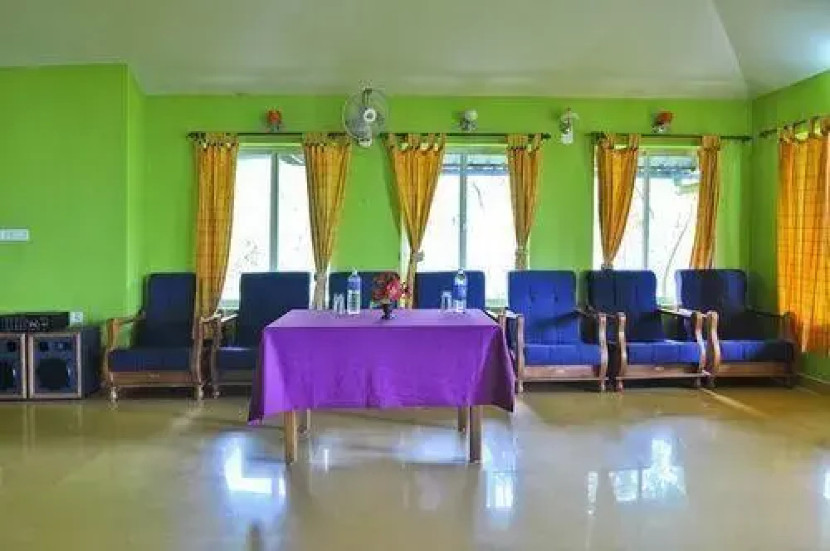 Munnar Crown Hotel
