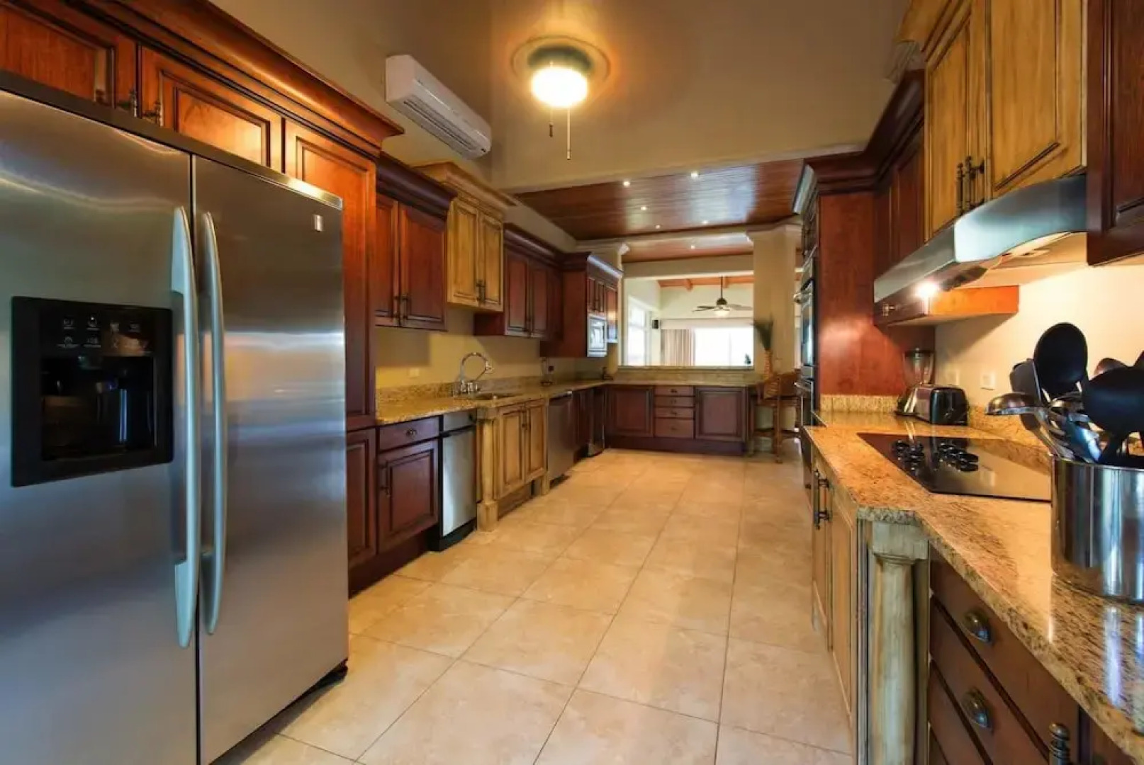 Casa de Luz Beachfront Estate Events by RedAwning