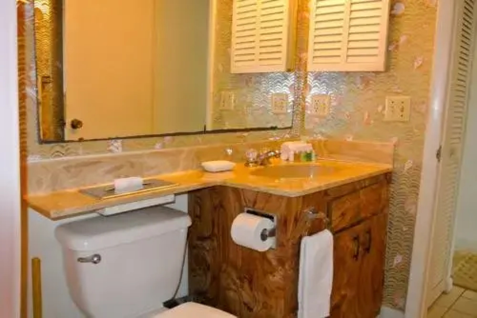 SeaScape F-305 - MO condo