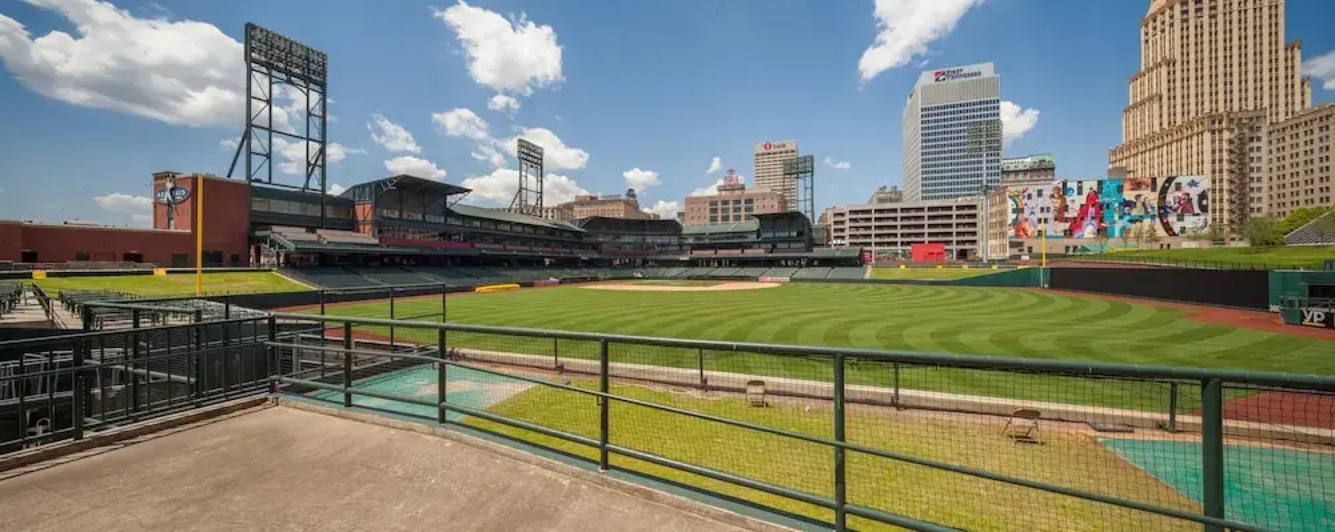 Stay Alfred on 4th Street