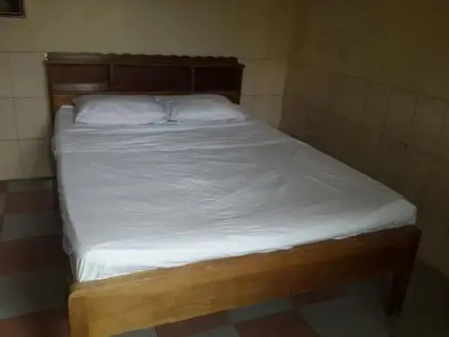 Akihito's Hotel